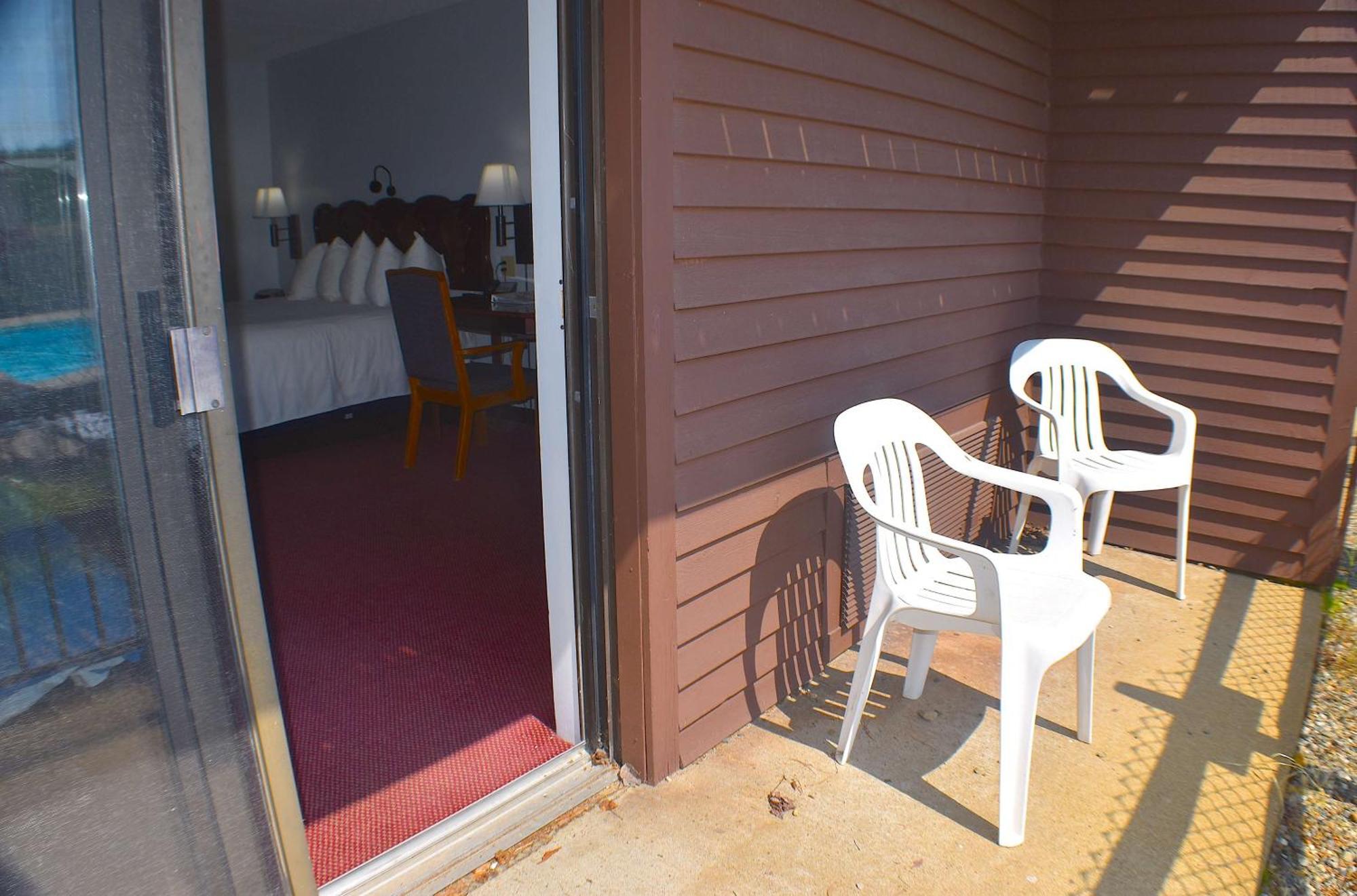Fireside Inn & Suites Gilford Esterno foto