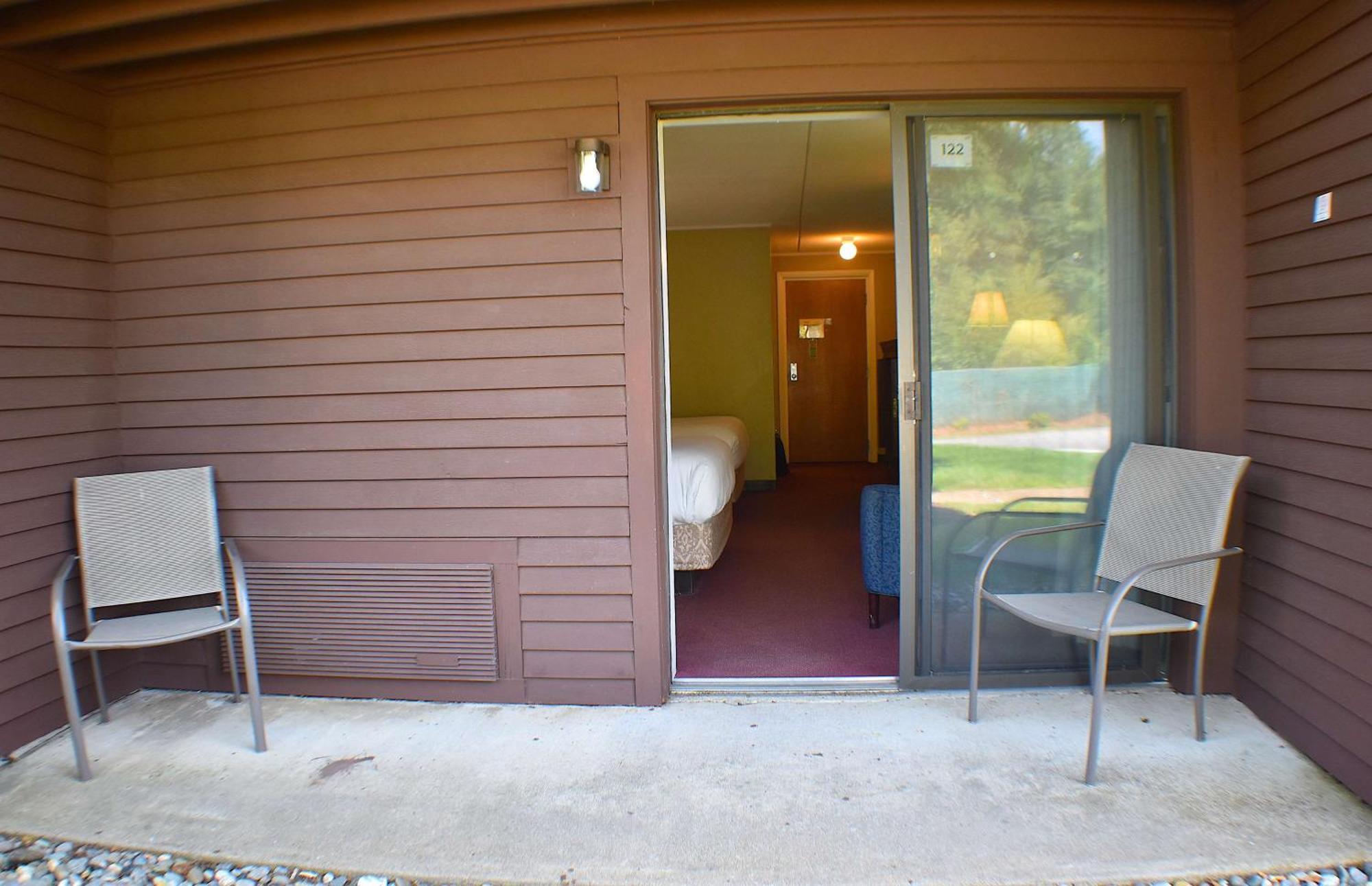Fireside Inn & Suites Gilford Esterno foto