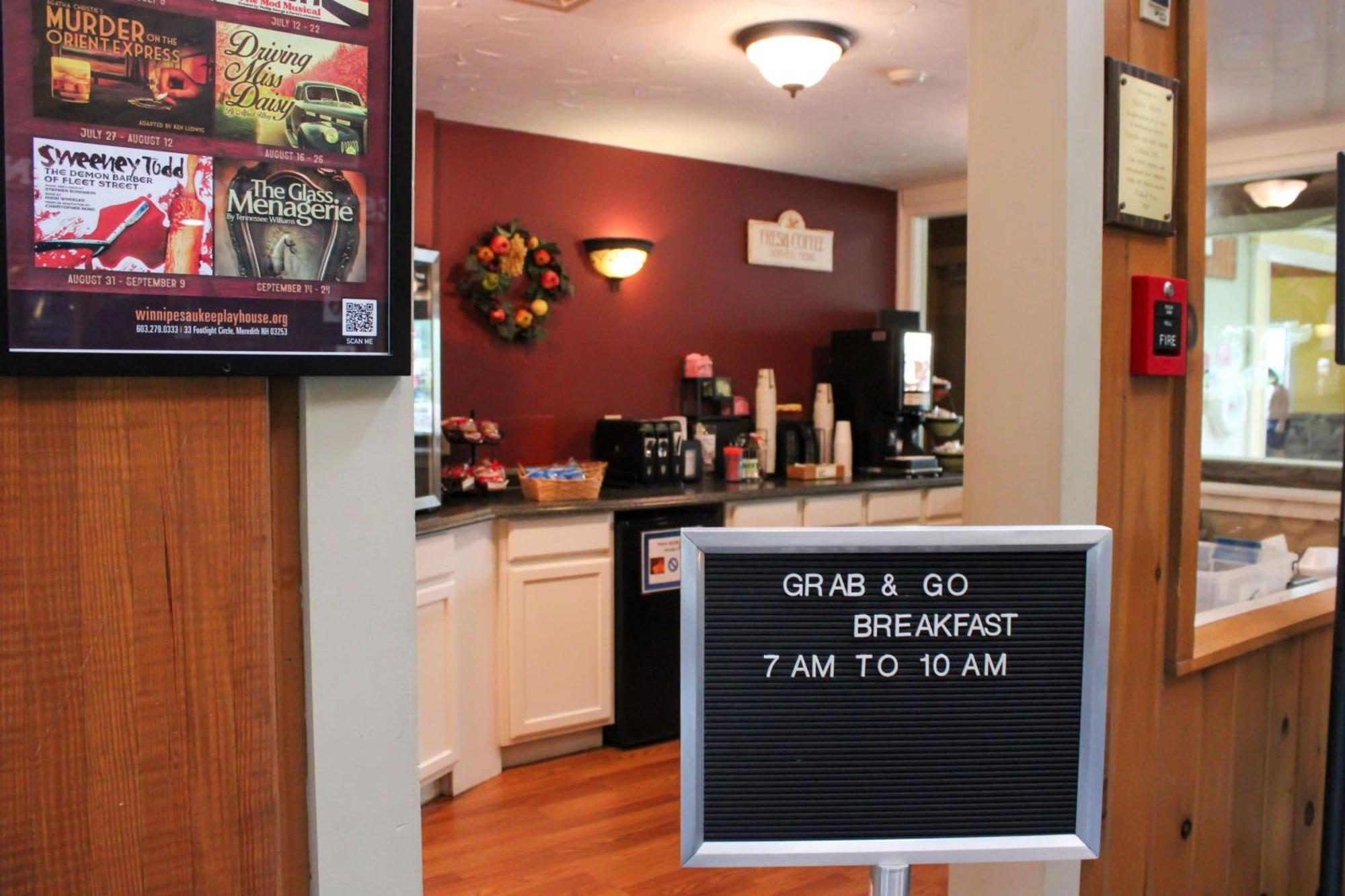 Fireside Inn & Suites Gilford Esterno foto