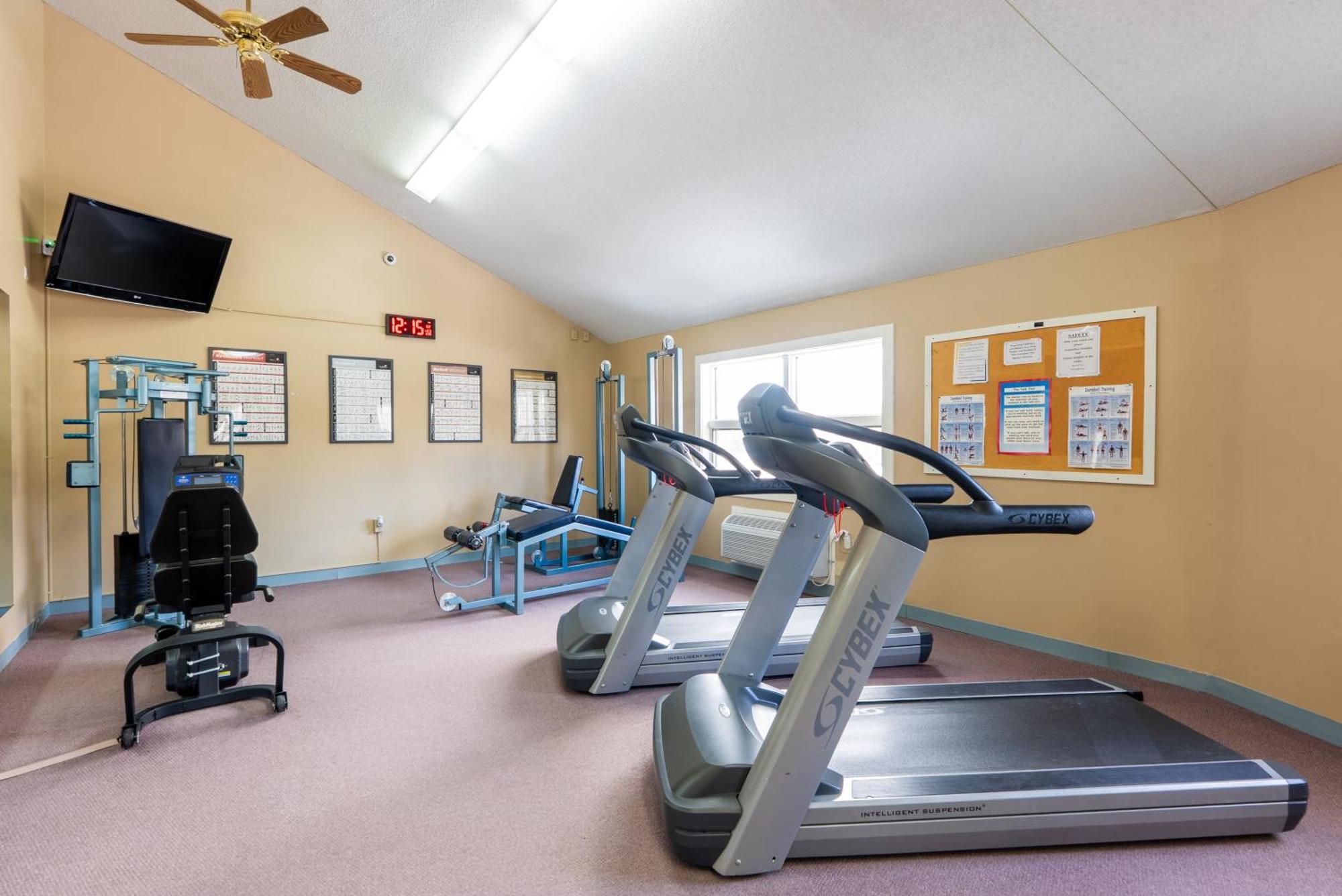 Fireside Inn & Suites Gilford Esterno foto