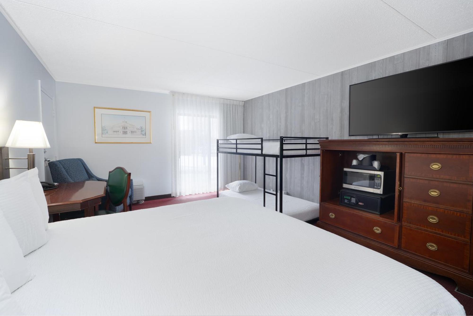 Fireside Inn & Suites Gilford Esterno foto