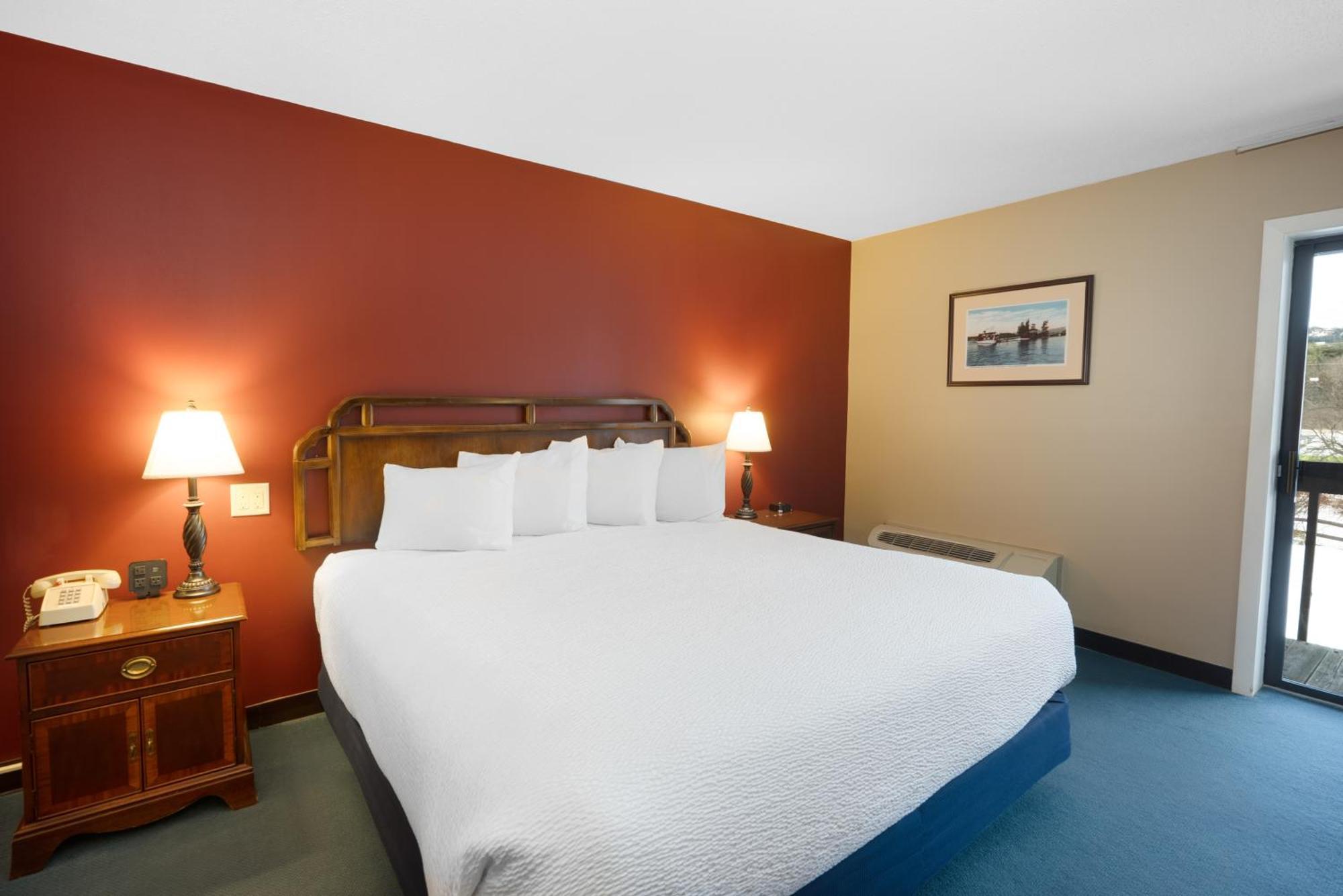 Fireside Inn & Suites Gilford Esterno foto