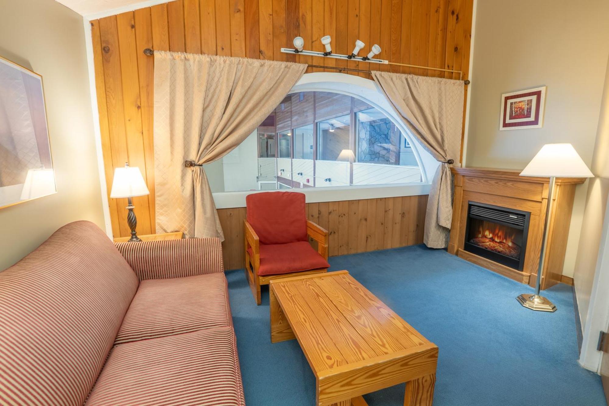 Fireside Inn & Suites Gilford Esterno foto